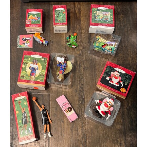 7 Collectable Hallmark Ornaments 1999-2001 MUST SEE - Picture 1 of 8